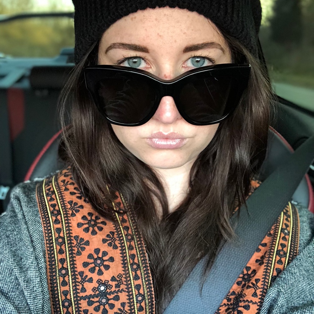 Meet your Posher, Cassie